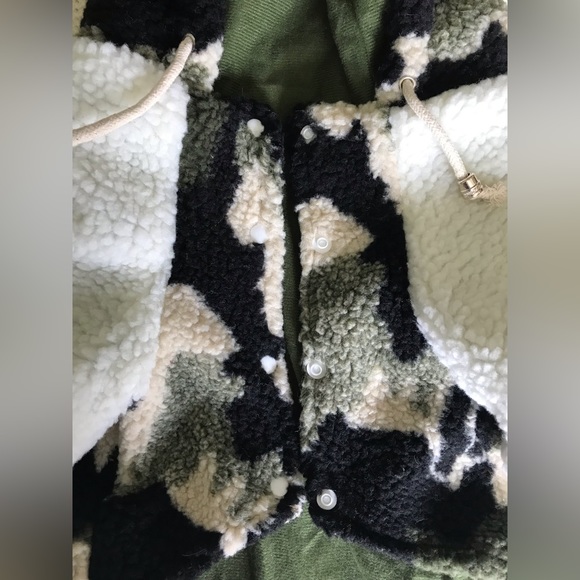 NWT Dog Army Fatigue Letterman Style Fleece Feel Winter Coat Hooded 2nd Matcher - Picture 11 of 11